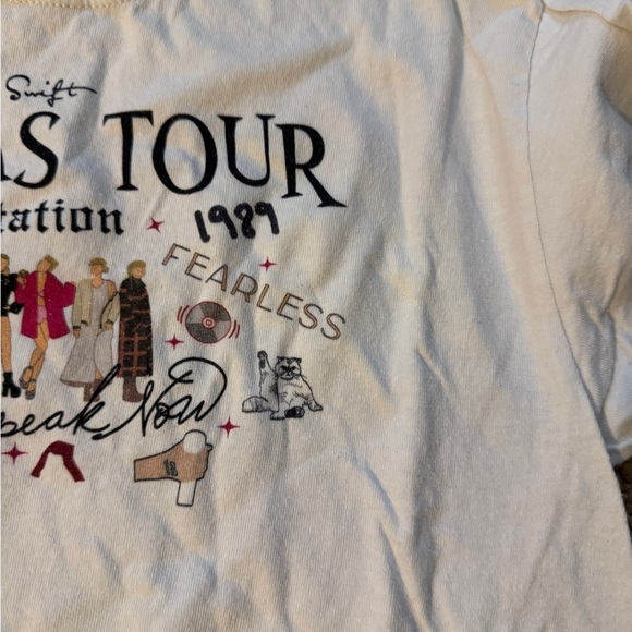 Eras Tour Tee - Picture 5 of 6